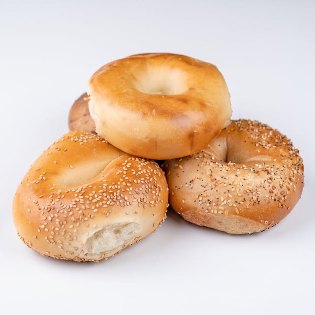 Dozen Bagels.